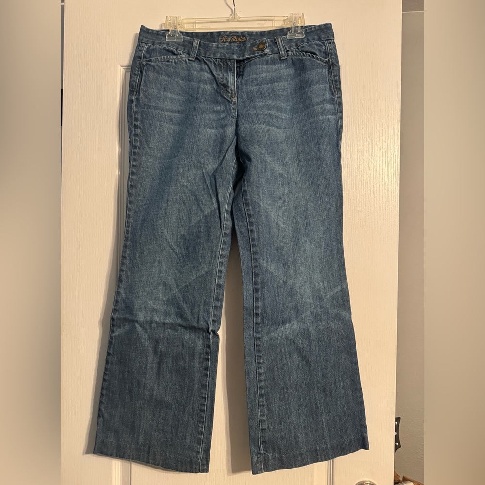 Ann Taylor Women's Boot Cut Jeans in Medium Blue Wash